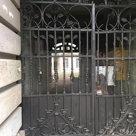 Daire в самом центе одессы, пешком 5 мин. до ул. дерибасовской